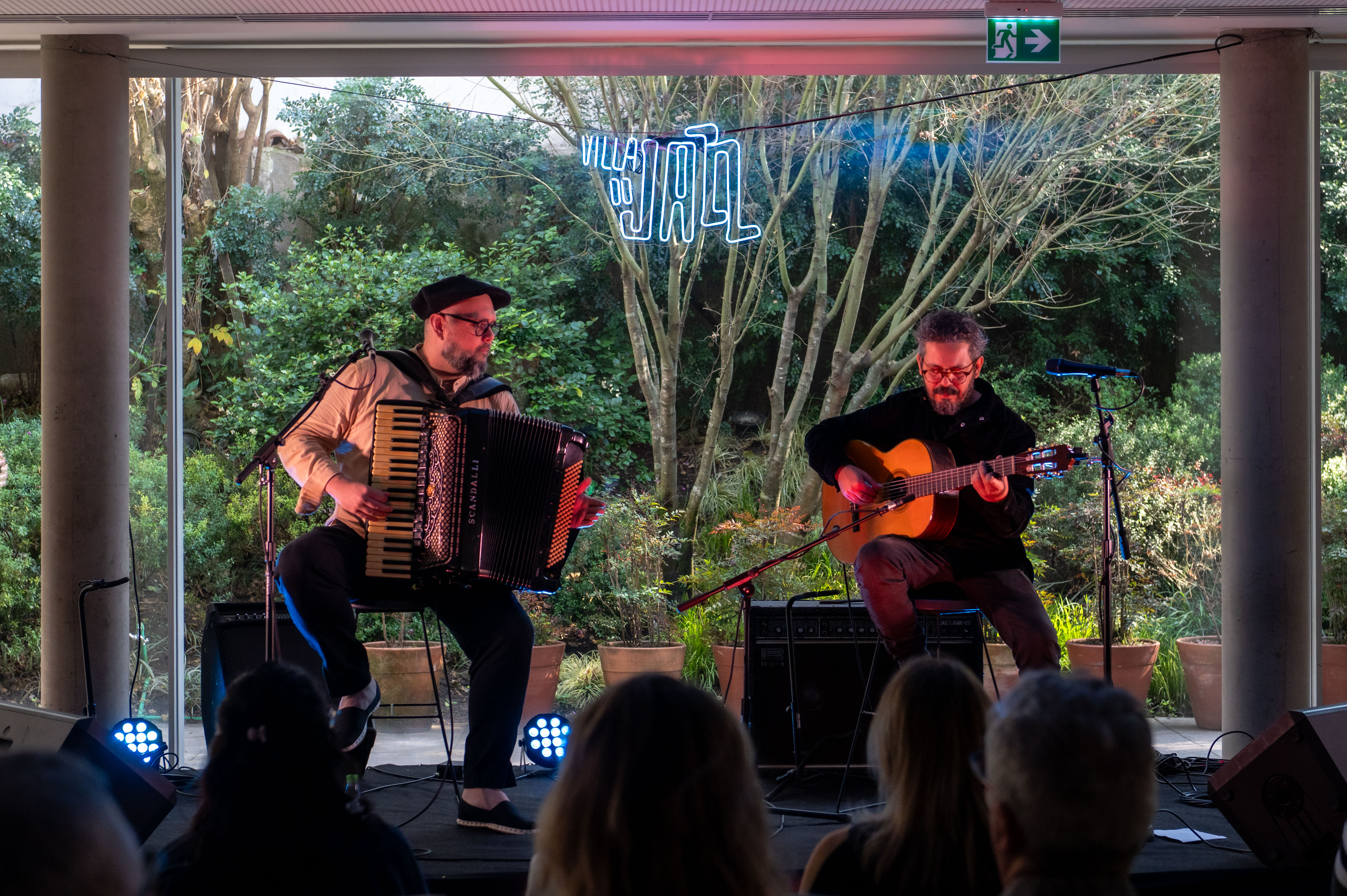 @zecarlosdeandrade-0001